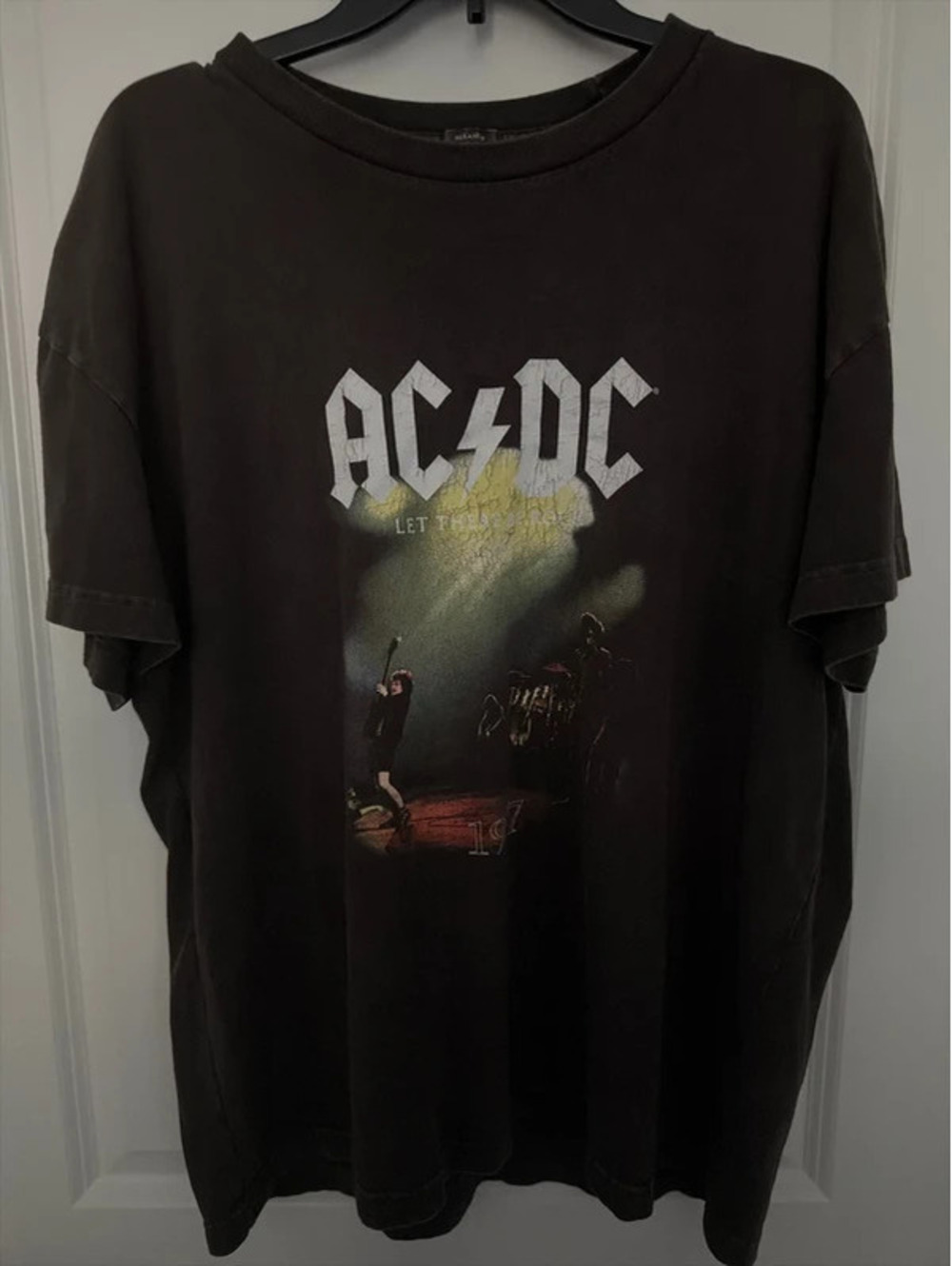 Abercrombie & Fitch AC/DC pwr up tour xl brown relaxed fit band tee